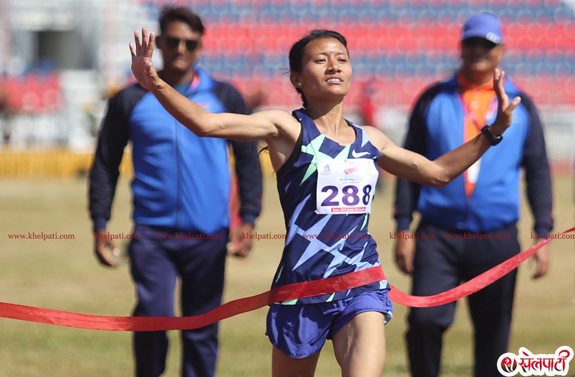 सन्तोषीलाई राष्ट्रिय कीर्तिमानसहित स्वर्ण